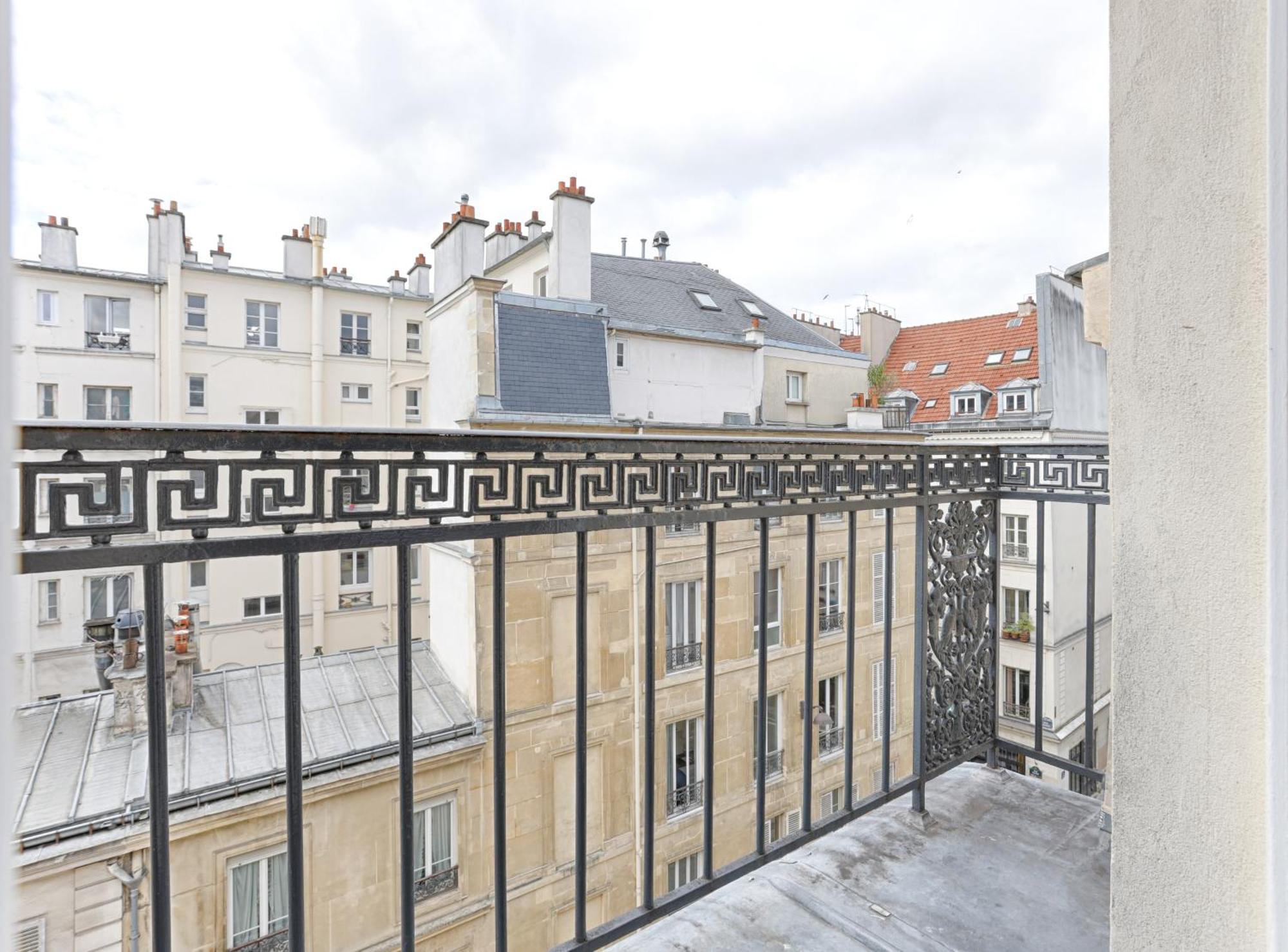 Hotel Du Leman Париж Экстерьер фото